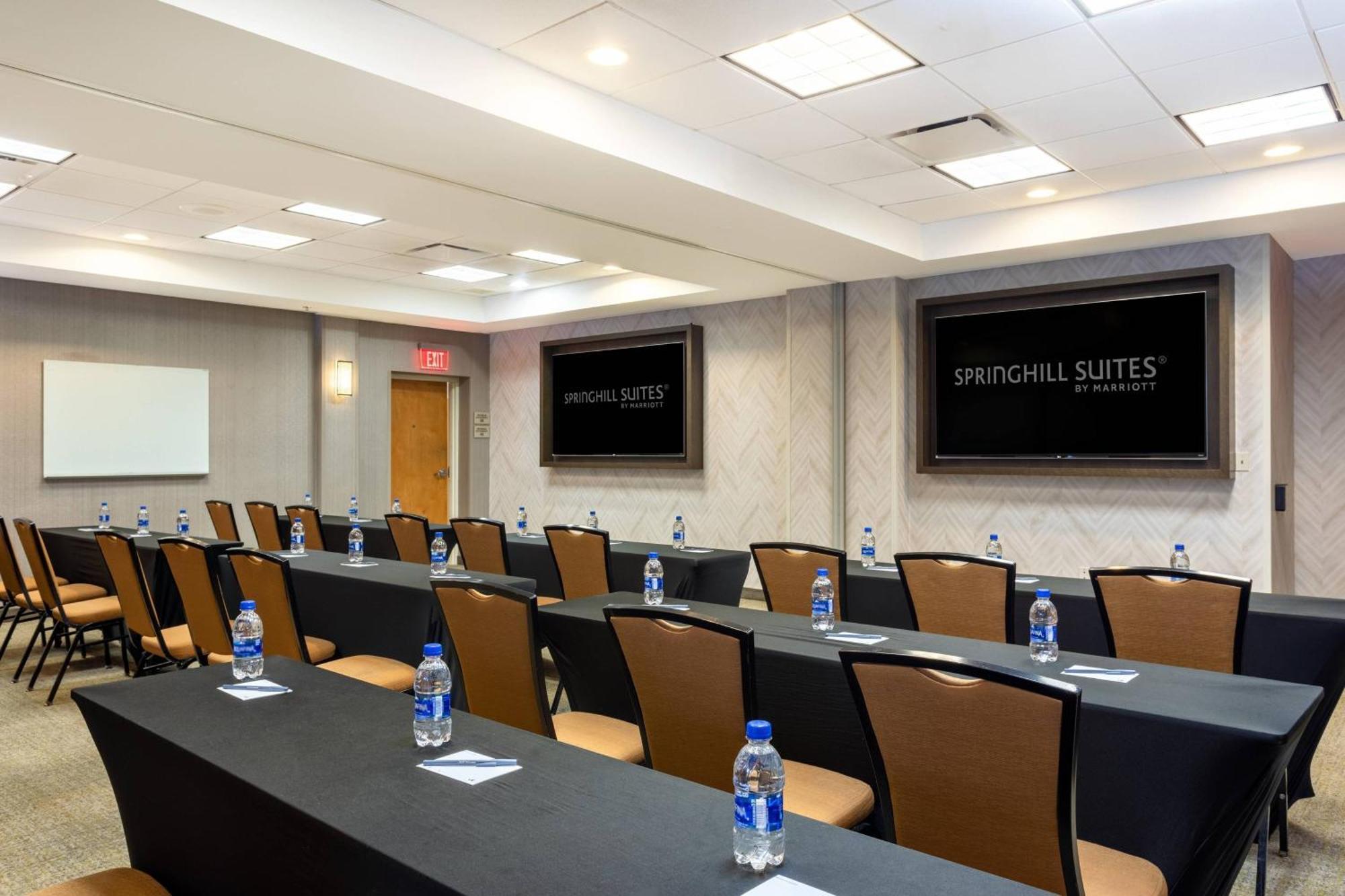 Springhill Suites By Marriott Miami Airport South Blue Lagoon Area Miami Springs Eksteriør billede