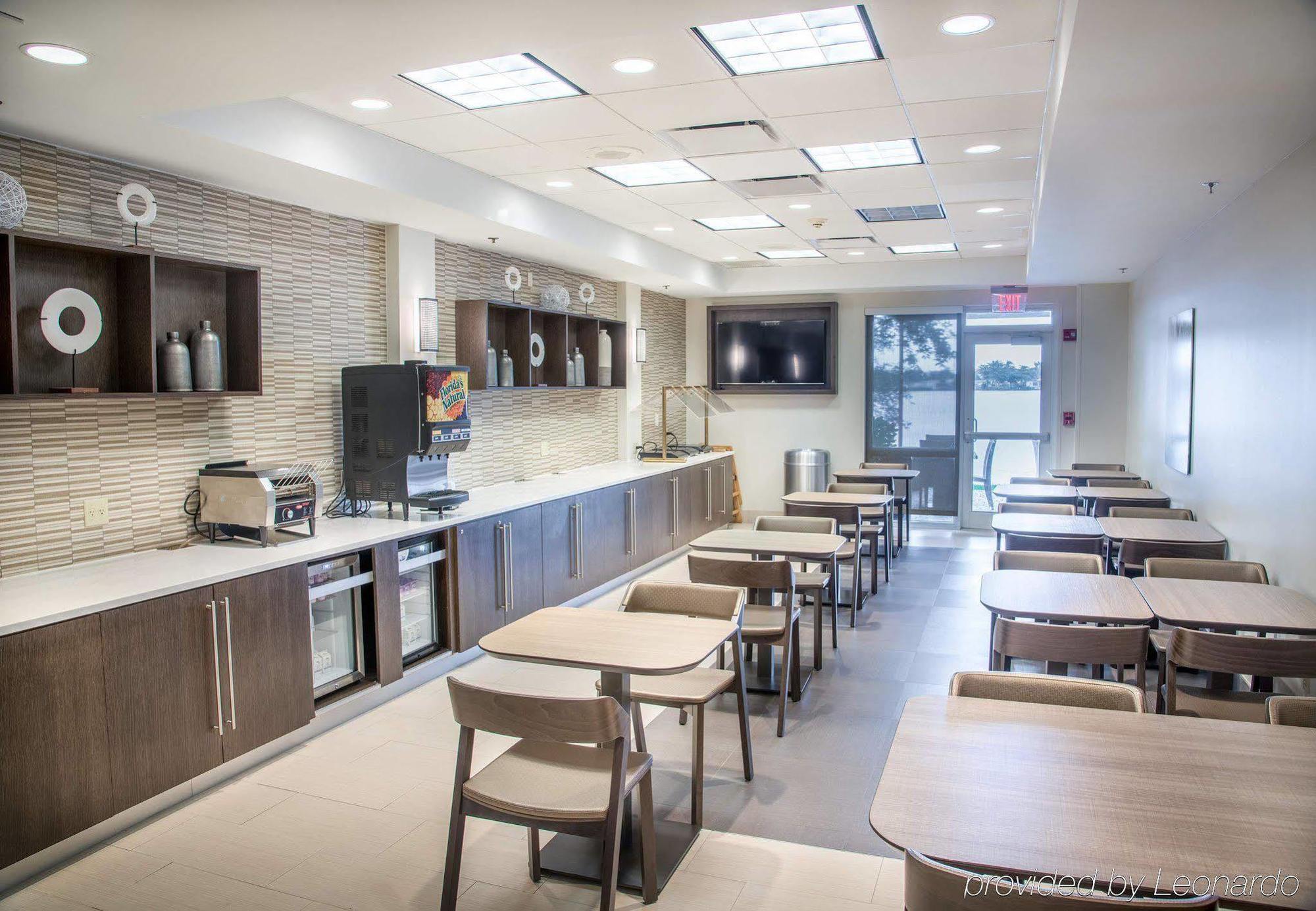 Springhill Suites By Marriott Miami Airport South Blue Lagoon Area Miami Springs Eksteriør billede
