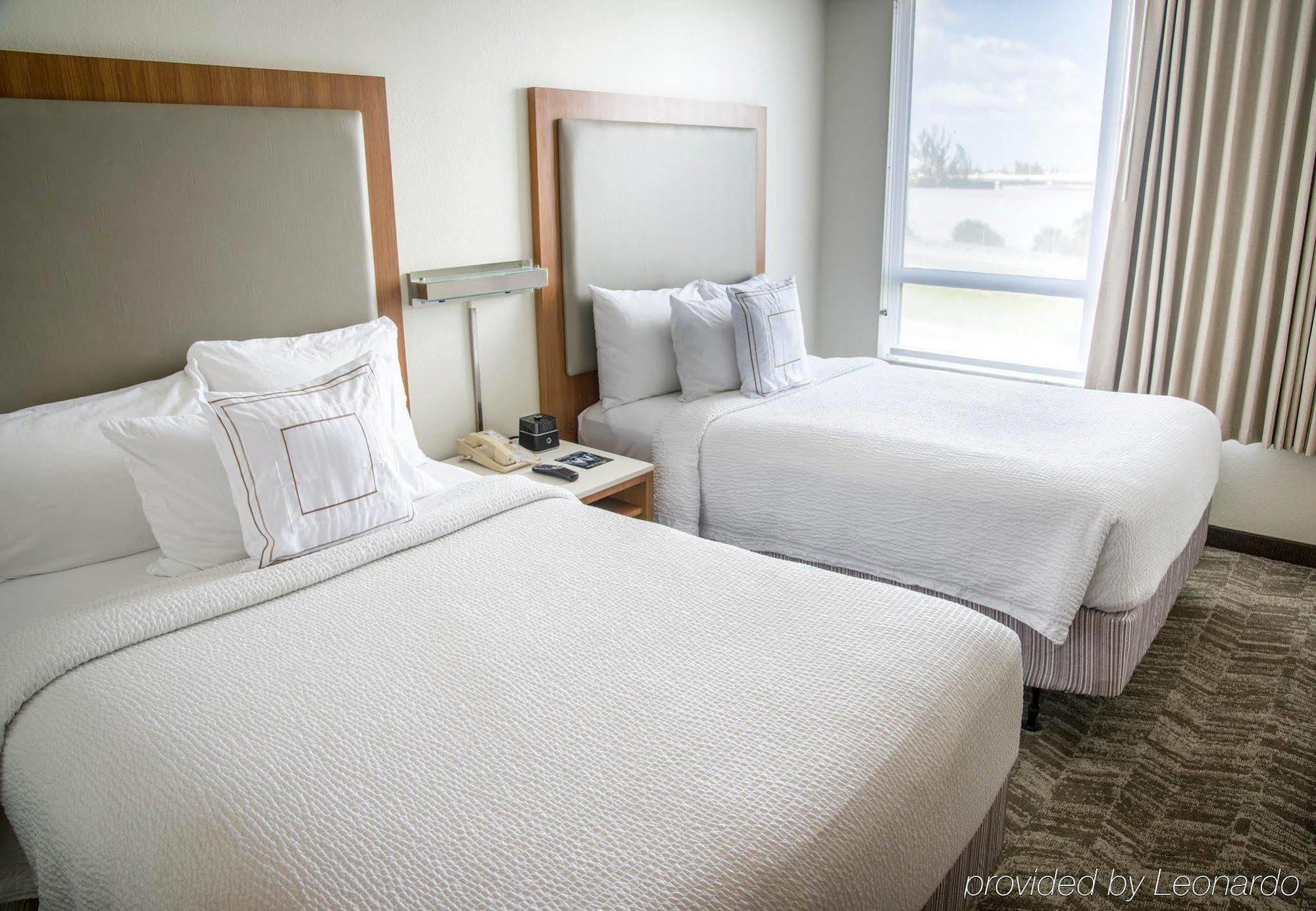 Springhill Suites By Marriott Miami Airport South Blue Lagoon Area Miami Springs Eksteriør billede