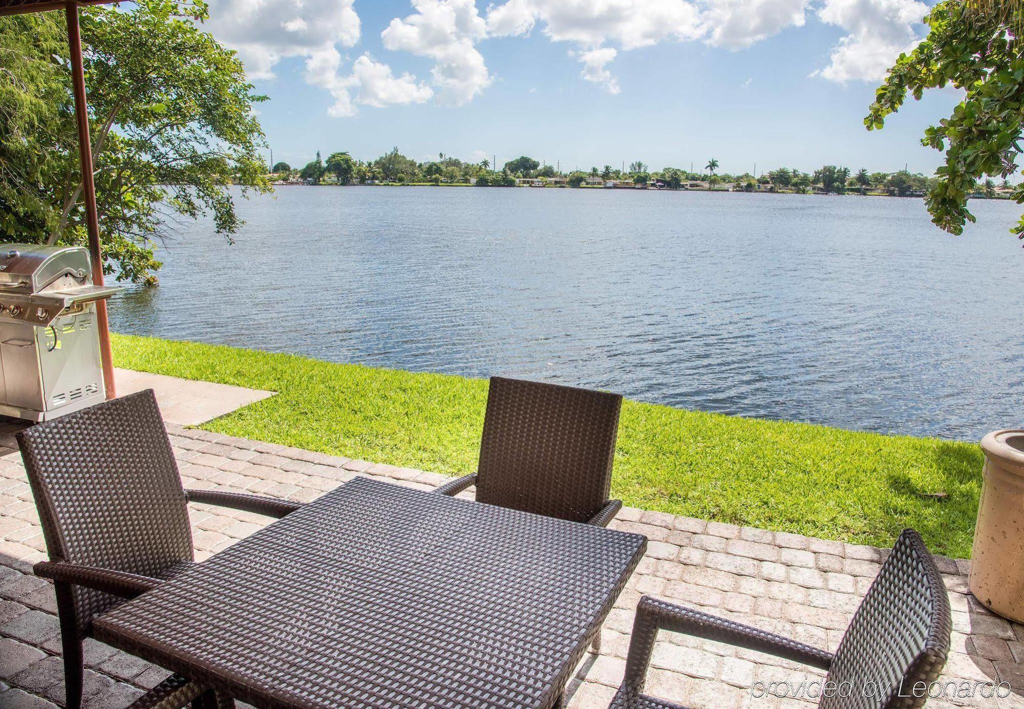 Springhill Suites By Marriott Miami Airport South Blue Lagoon Area Miami Springs Eksteriør billede